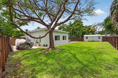 451 NE 48th Court, Oakland Park, FL 33334 - Photo 39