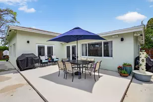 451 NE 48th Ct, Oakland Park, FL 33334 - Photo 35