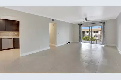 800 E Camino #4110, Boca Raton, FL 33432 - Photo 5