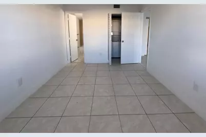 1095 W 77th Street #202, Hialeah, FL 33014 - Photo 3
