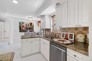 7865 La Mirada Dr, Boca Raton, FL 33433 - Photo 23