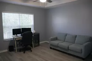 2151 SE Eatonville Dr, Port Saint Lucie, FL 34952 - Photo 5