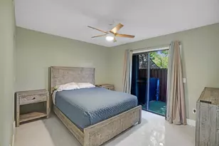 456 SE 14th St, Dania Beach, FL 33004 - Photo 35