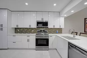 456 SE 14th St, Dania Beach, FL 33004 - Photo 15