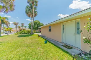 1573 SW Dycus Ave, Port Saint Lucie, FL 34953 - Photo 5