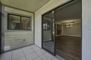 468 NE 206th Ln, Miami, FL 33179 - Photo 5