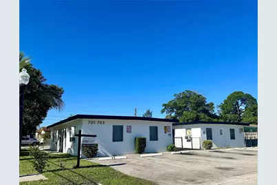 701 NW 15th Terrace, Fort Lauderdale, FL 33311 - Photo 13