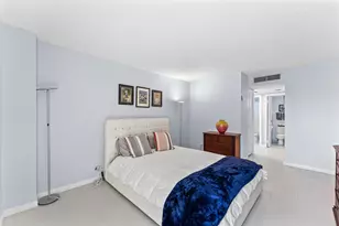20500 W Country Club Dr, Aventura, FL 33180 - Photo 11