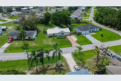 537 NW Sagamore Terrace, Port Saint Lucie, FL 34983 - Photo 15