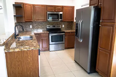 5920 S Golden Beauty Lane, Tamarac, FL 33321 - Photo 7