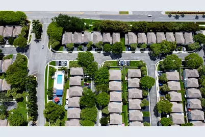 5920 S Golden Beauty Lane, Tamarac, FL 33321 - Photo 21