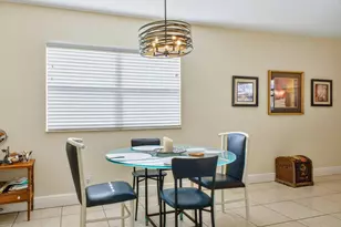 202 Brittany E, Delray Beach, FL 33446 - Photo 9