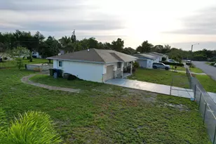2881 NW 24th Ct, Fort Lauderdale, FL 33311 - Photo 33