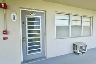 203 Farnham I, Deerfield Beach, FL 33442 - Photo 5