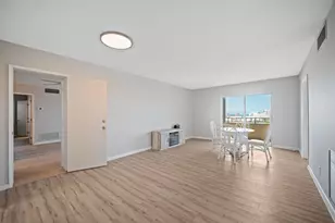 900 NE 18th Ave, Fort Lauderdale, FL 33304 - Photo 3
