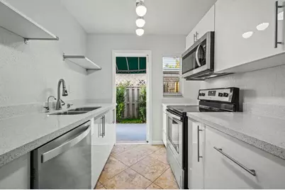 1306 NE 14th Avenue #1, Fort Lauderdale, FL 33304 - Photo 7