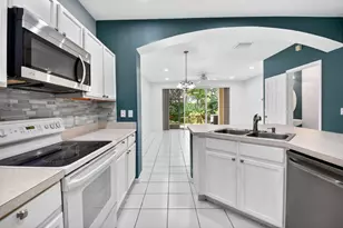 9695 Porta Leona Ln, Boynton Beach, FL 33472 - Photo 11