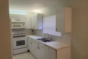 3345 Perimeter Dr, Greenacres, FL 33467 - Photo 7