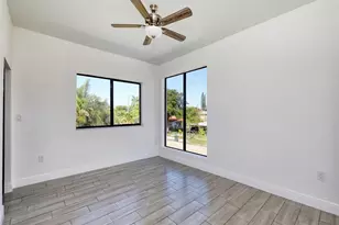 102 NW 41st St, Oakland Park, FL 33309 - Photo 17