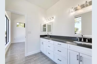 102 NW 41st Street #104, Oakland Park, FL 33309 - Photo 21