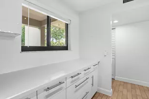110 NW 70th St, Boca Raton, FL 33487 - Photo 9