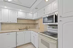 5961 NW 2nd Ave, Boca Raton, FL 33487 - Photo 9