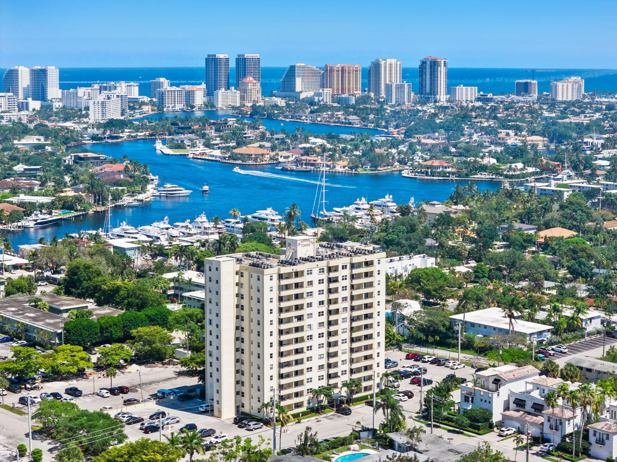 900 NE 18th Ave #1407 - 900 NE 18th Ave #1407, Fort Lauderdale, FL 33304 Luxury Property | Jose Angel Pina
