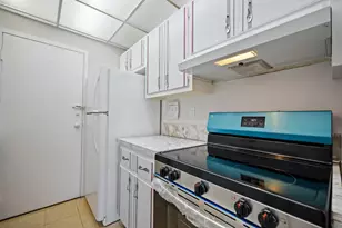 900 NE 18th Ave, Fort Lauderdale, FL 33304 - Photo 27
