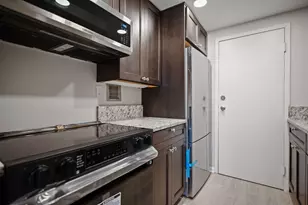 900 NE 18th Ave, Fort Lauderdale, FL 33304 - Photo 11