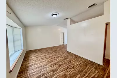7902 Banyan Street, Fort Pierce, FL 34951 - Photo 5