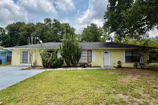 7902 Banyan St, Fort Pierce, FL 34951 - Photo 1