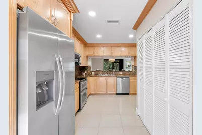 2047 NW 45th Avenue #2047, Coconut Creek, FL 33066 - Photo 13