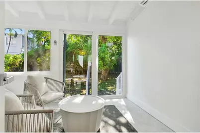 7825 Byron Avenue, Miami Beach, FL 33141 - Photo 9