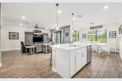4819 Chantilly Road, Lake Worth, FL 33467 - Photo 11
