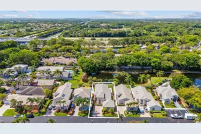 8170 Hampton Wood Drive, Boca Raton, FL 33433 - Photo 21
