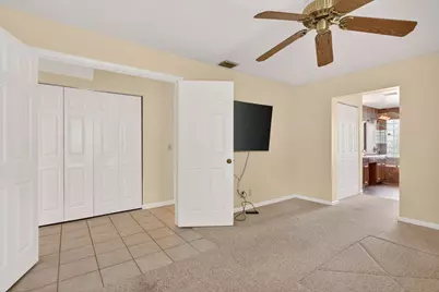 7364 Pinewalk Drive S, Margate, FL 33063 - Photo 23