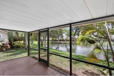 7364 Pinewalk Drive S, Margate, FL 33063 - Photo 39