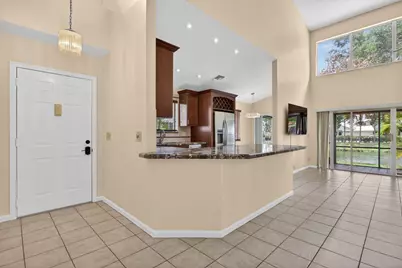 7364 Pinewalk Drive S, Margate, FL 33063 - Photo 11