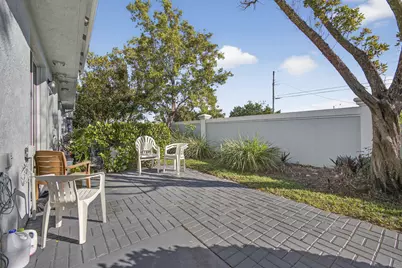 3720 Oleander Terrace, Riviera Beach, FL 33404 - Photo 27