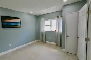 382 E Royal Palm Rd, Boca Raton, FL 33432 - Photo 5