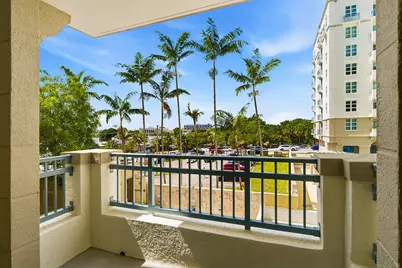 403 S Sapodilla Avenue #218, West Palm Beach, FL 33401 - Photo 9