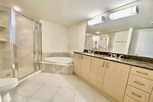 403 S Sapodilla Ave, West Palm Beach, FL 33401 - Photo 3