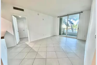 403 S Sapodilla Avenue #218, West Palm Beach, FL 33401 - Photo 1