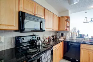 2012 Alta Meadows Ln, Delray Beach, FL 33444 - Photo 11