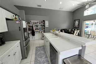 6416 Barton Creek Cir, Lake Worth, FL 33463 - Photo 5