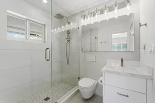 120 SE 12th Ct, Pompano Beach, FL 33060 - Photo 37