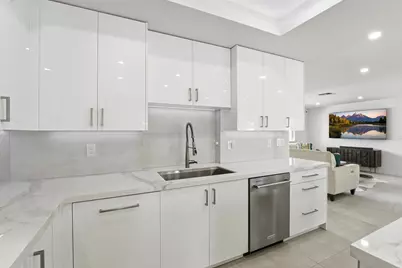 120 SE 12th Court, Pompano Beach, FL 33060 - Photo 17