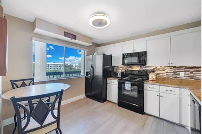 6698 10th Avenue N #327, Lake Worth, FL 33467 - Photo 11