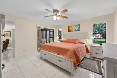 9681 E Sills Dr E #102, Boynton Beach, FL 33437 - Photo 15