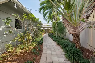 1123 NE 14th Ave, Fort Lauderdale, FL 33304 - Photo 5